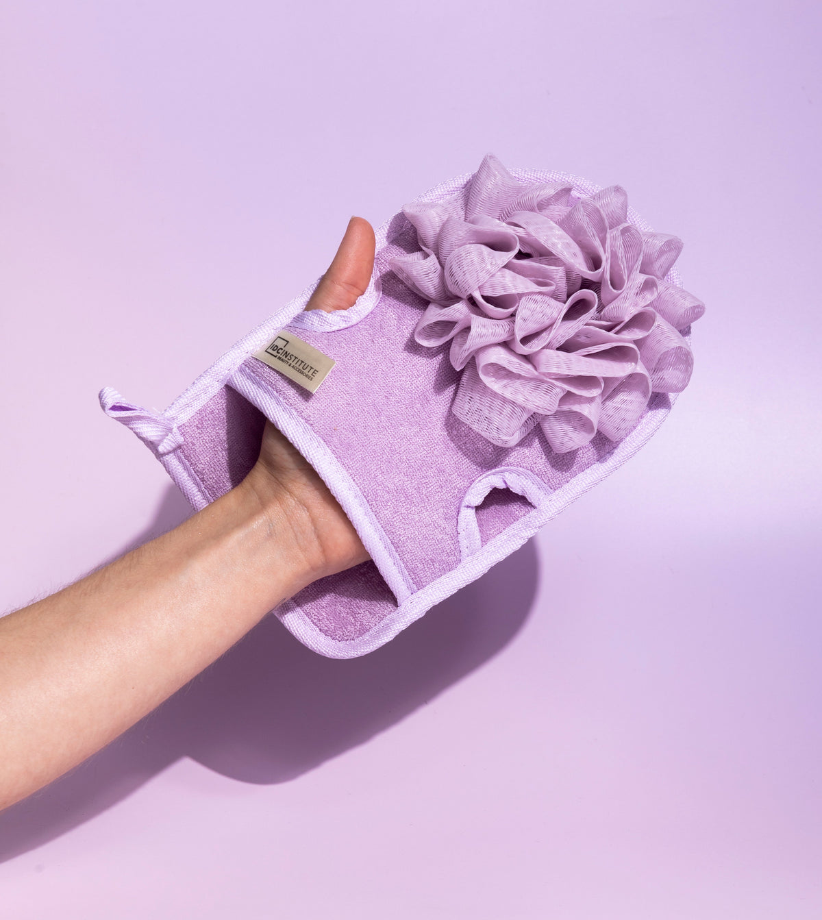 Manusa de baie violet cu doua fete pentru curatare si exfoliere delicata, 90092